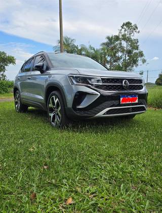 VOLKSWAGEN TAOS 1.4 250 TSI TOTAL FLEX HIGHLINE AUTOMÁTICO